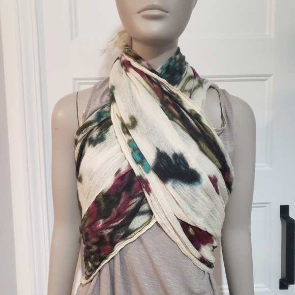 Hang N Hold Wool Crepe Floral Scarf Wrap 2 x68 Inch Raw Hem Colorful Lightweight - Picture 5 of 11